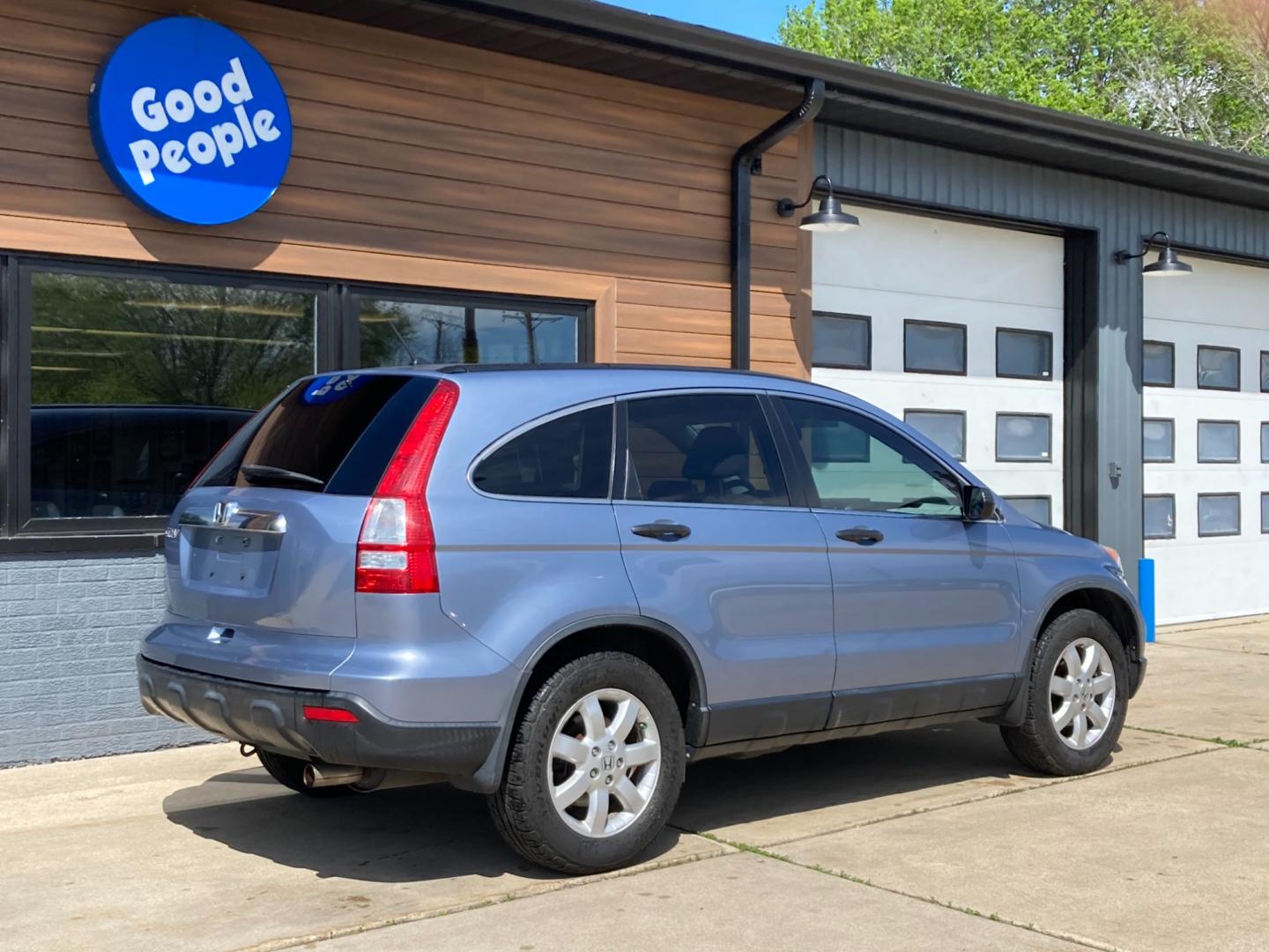 2008 Glacier Blue Met Honda CR-V EX 2WD AT (JHLRE38548C) with an 2.4L L4 DOHC 16V engine, 5-Speed Automatic Overdrive transmission, located at 1800 South Ihm Blvd, Freeport, IL, 61032, (815) 232-5543, 42.278645, -89.607994 - Photo#1